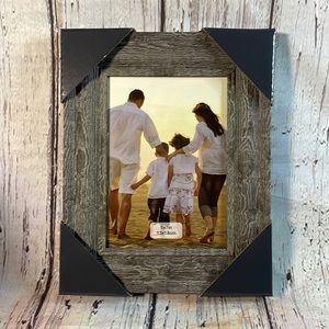 Nielsen Bainbridge Group Frame - Washed Barnwood Finish